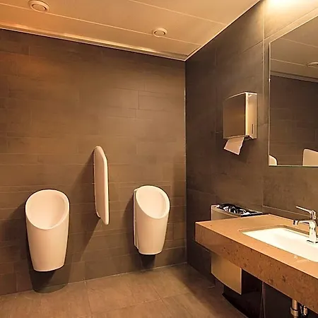 Glanis Hotel 3*