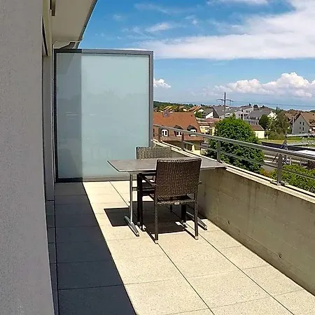 Glanis Szálloda