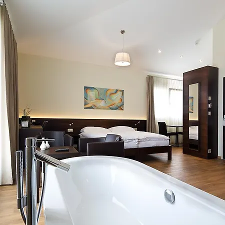 Glanis Hotel