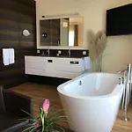 Glanis 3*