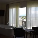 Glanis Szálloda 3*
